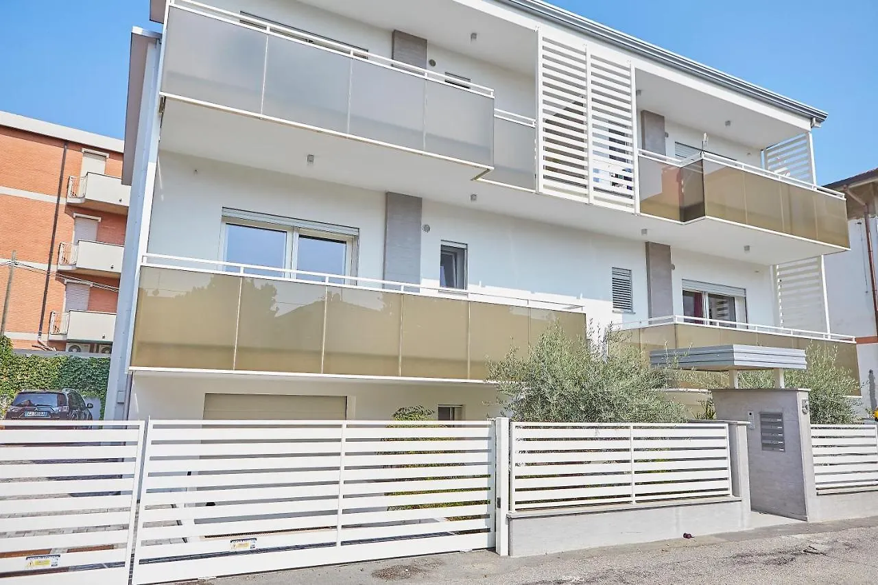 Villa Esmeralda Rimini 0*,